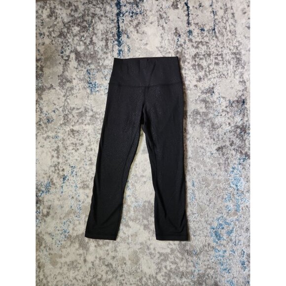 Lululemon Women's Size 4 Align Leggings in Formulate Emboss Black - Picture 4 of 4